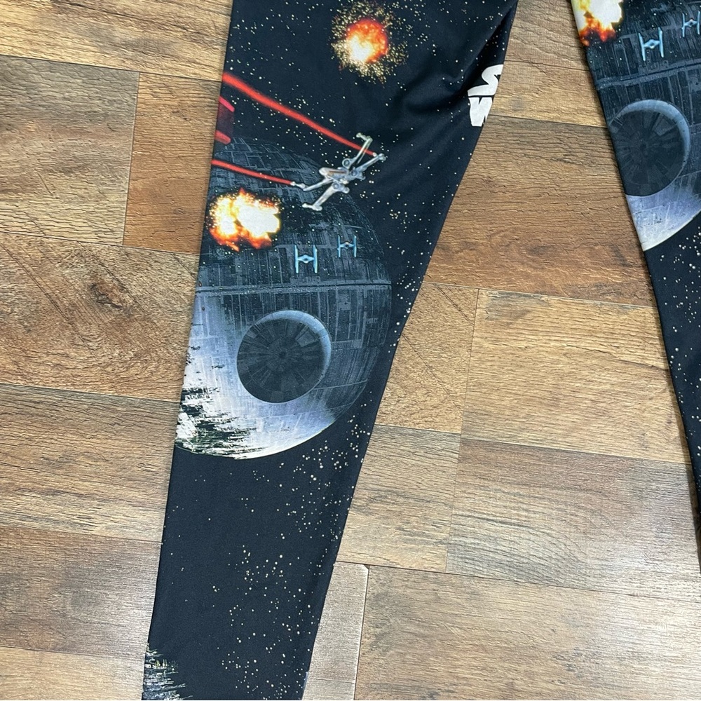 Star Wars Mighty Fine Leggings Size Medium - Picture 7 of 11